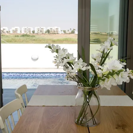 3b New Delux Pool - Dhekelia Beach Area Tatil Evi *