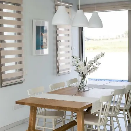 Ferienhaus 3b New Delux Pool - Dhekelia Beach Area *