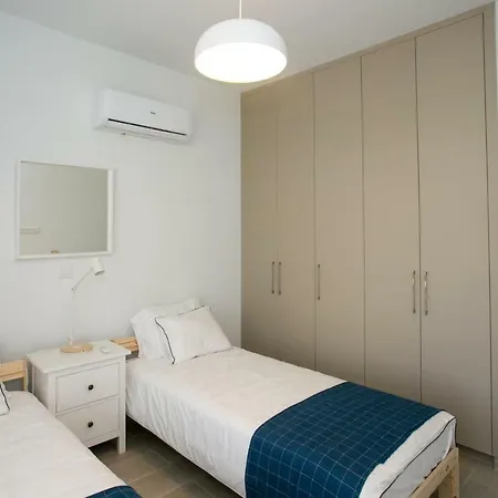 Ferienhaus 3b New Delux Pool - Dhekelia Beach Area *
