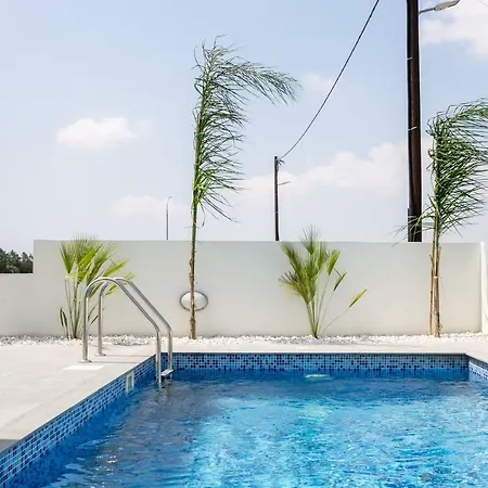 3b New Delux Pool - Dhekelia Beach Area * Larnaka